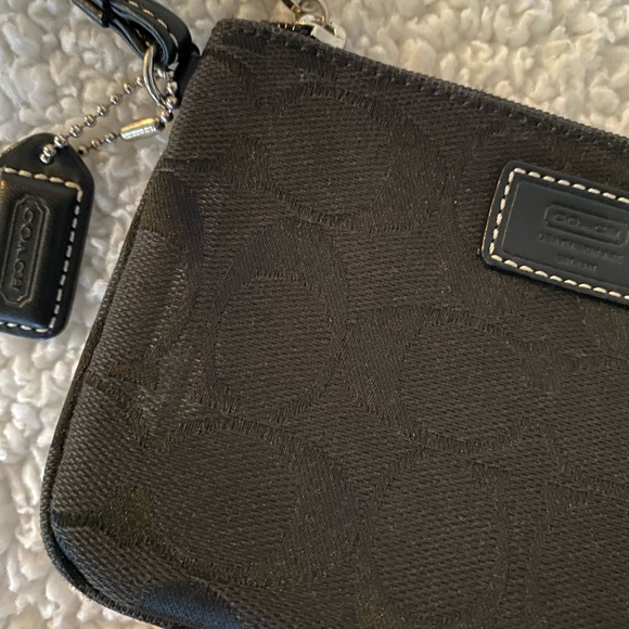 Coach Sig C Black Wristlet - Picture 11 of 13